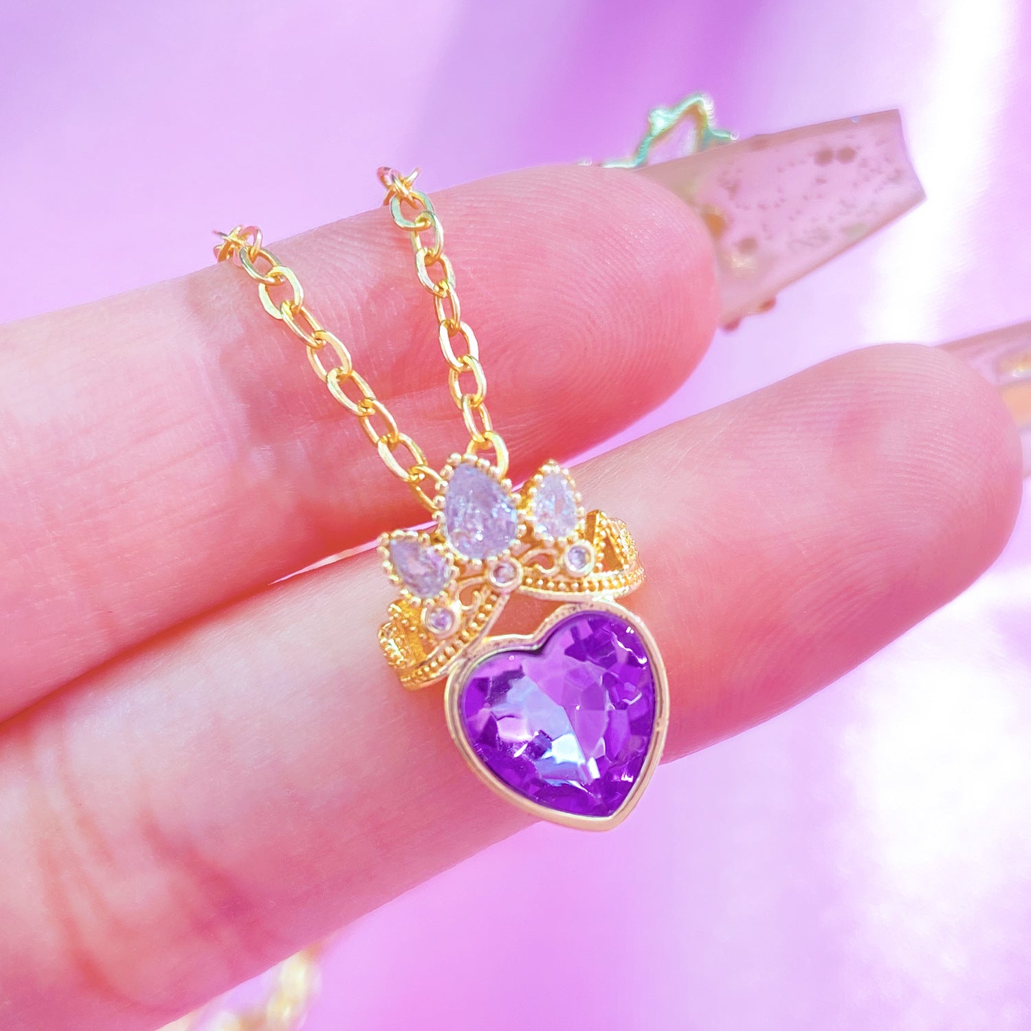 Wholesale Crown Diamond Fashion Personality Hollow Love Pendant Necklace